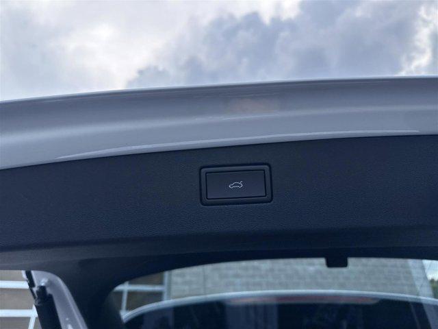 new 2025 Volkswagen Tiguan car, priced at $34,323