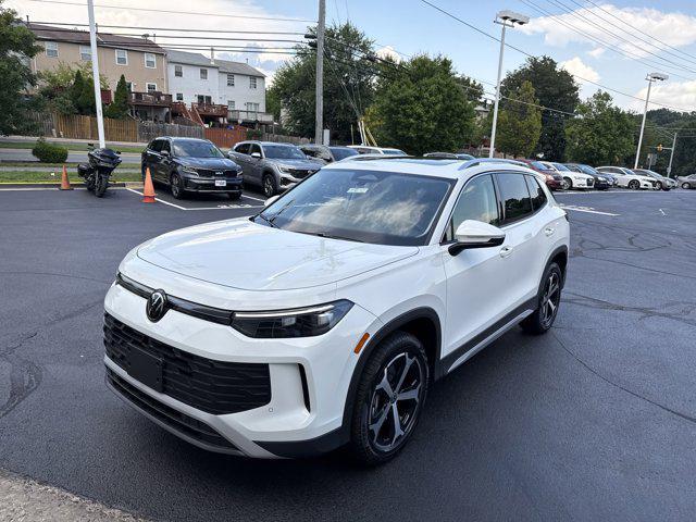 new 2025 Volkswagen Tiguan car, priced at $35,073