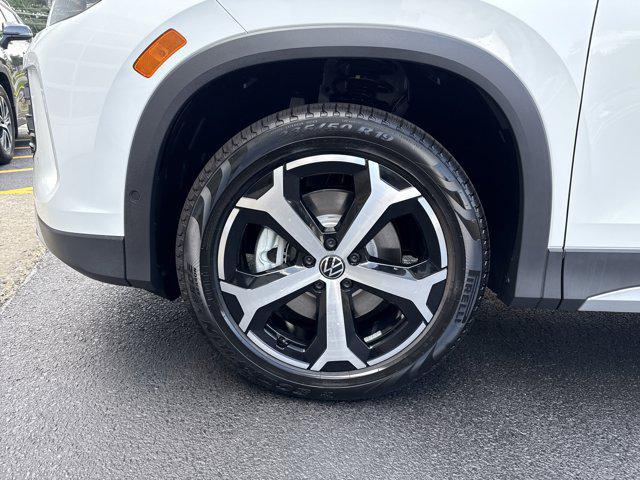new 2025 Volkswagen Tiguan car, priced at $35,073