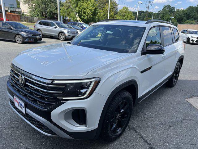 new 2024 Volkswagen Atlas car, priced at $40,180