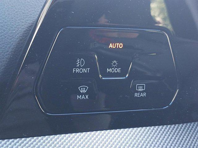 new 2025 Volkswagen Golf GTI car, priced at $37,910