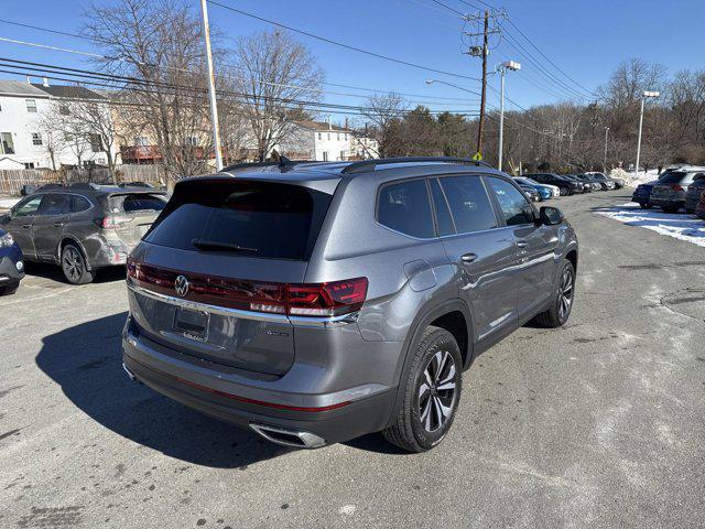 new 2025 Volkswagen Atlas car, priced at $38,698