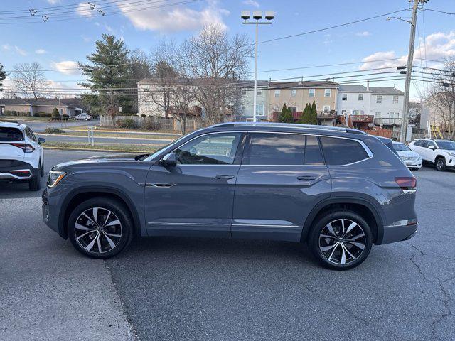 new 2025 Volkswagen Atlas car, priced at $52,735