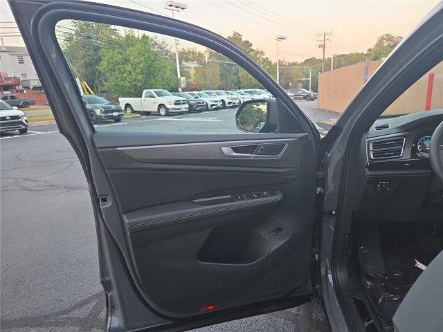 new 2026 Volkswagen Atlas Cross Sport car, priced at $45,506