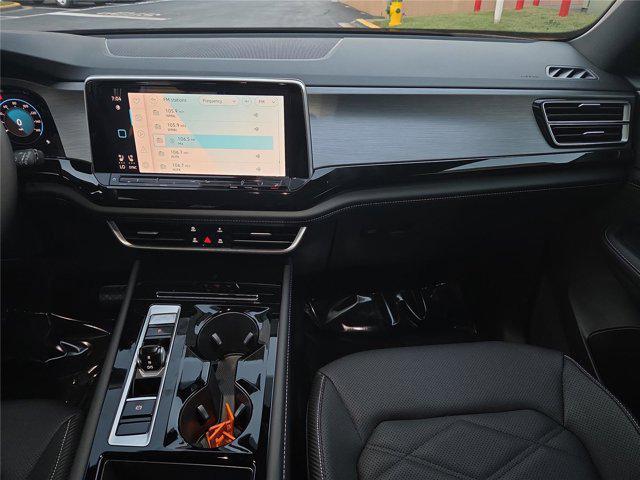 new 2026 Volkswagen Atlas Cross Sport car, priced at $45,506