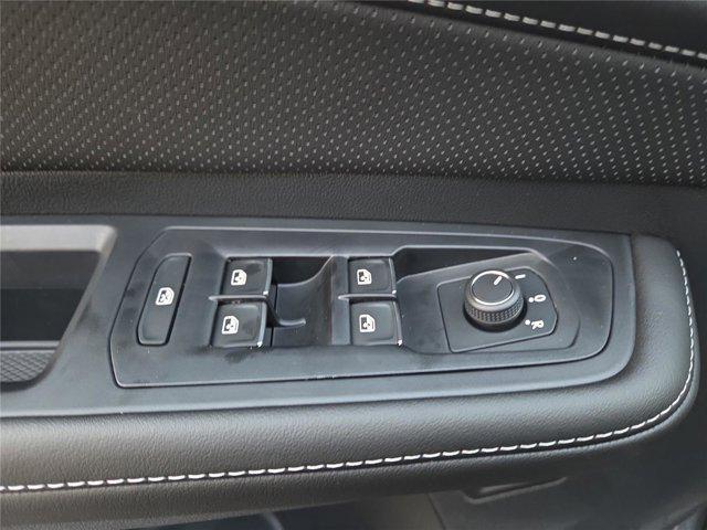 new 2026 Volkswagen Atlas Cross Sport car, priced at $45,506