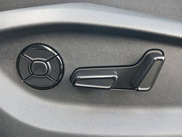 new 2025 Volkswagen Tiguan car, priced at $35,073