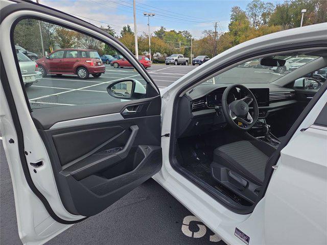 new 2025 Volkswagen Jetta car, priced at $21,009