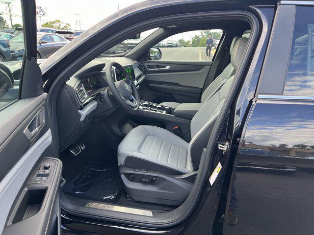 new 2024 Volkswagen Atlas Cross Sport car, priced at $41,699