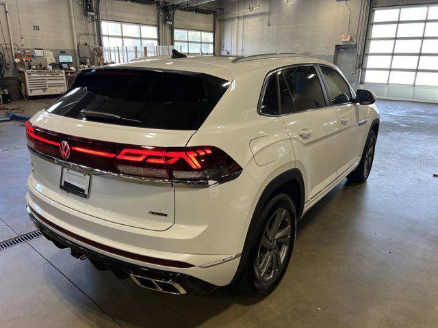 new 2024 Volkswagen Atlas Cross Sport car, priced at $42,078