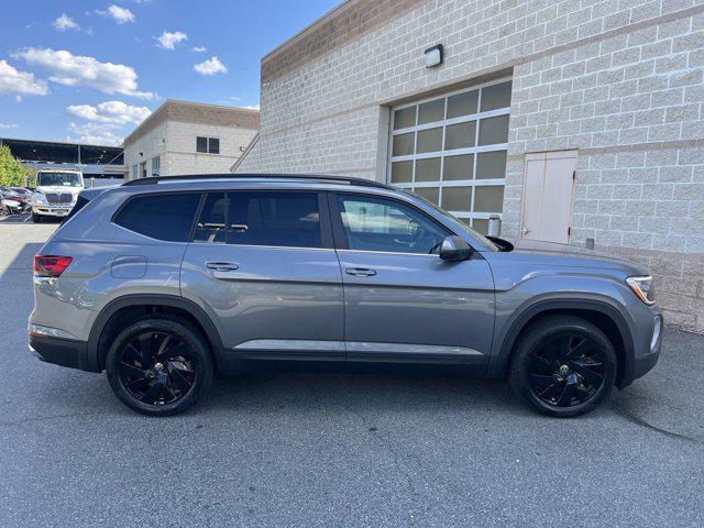 new 2024 Volkswagen Atlas car, priced at $37,810