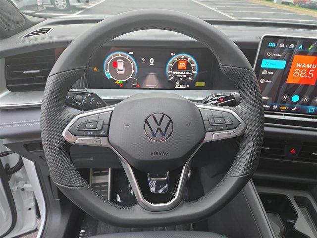 new 2025 Volkswagen Tiguan car, priced at $37,514