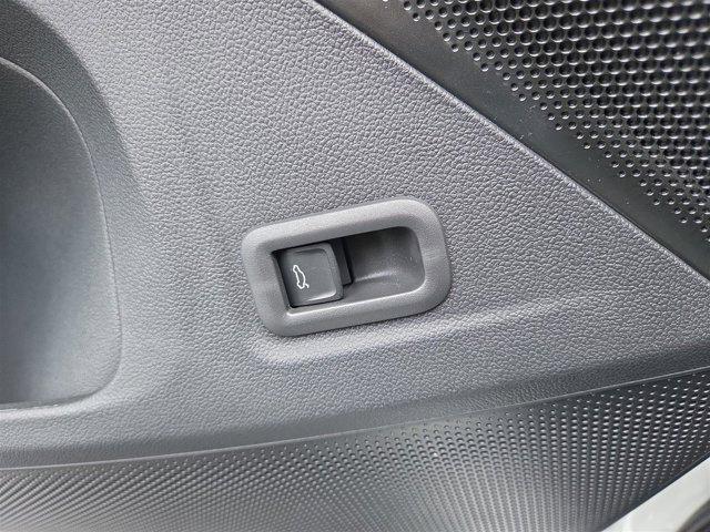 new 2025 Volkswagen Tiguan car, priced at $37,514