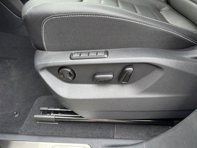 new 2025 Volkswagen Atlas car, priced at $45,361