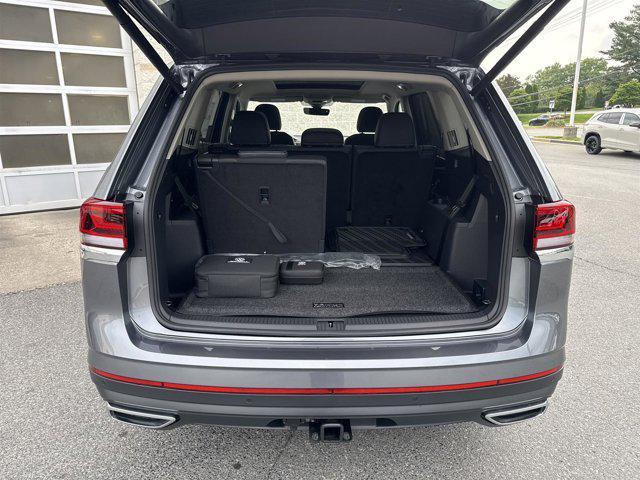 new 2025 Volkswagen Atlas car, priced at $45,361