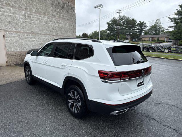 new 2025 Volkswagen Atlas car, priced at $38,198