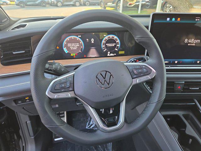 new 2025 Volkswagen Tiguan car, priced at $41,424