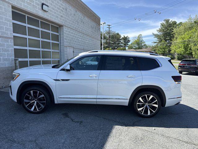 new 2025 Volkswagen Atlas car, priced at $52,310