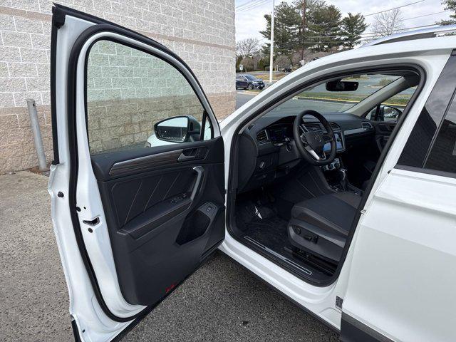 new 2024 Volkswagen Tiguan car, priced at $29,481