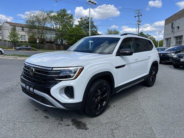 new 2024 Volkswagen Atlas car, priced at $39,857