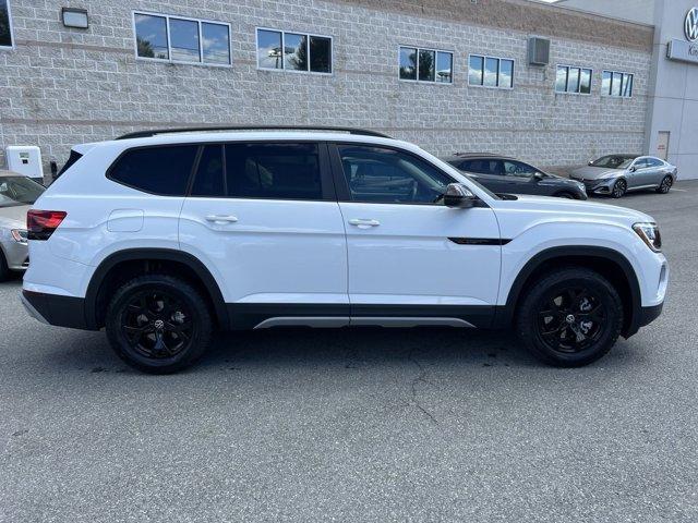 new 2024 Volkswagen Atlas car, priced at $41,357