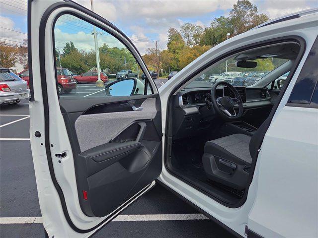 new 2025 Volkswagen Tiguan car, priced at $30,430