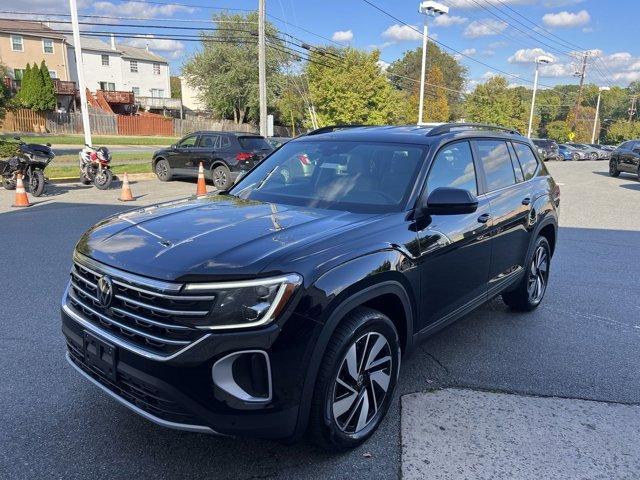 new 2024 Volkswagen Atlas car, priced at $38,798