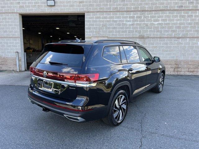 new 2024 Volkswagen Atlas car, priced at $38,798