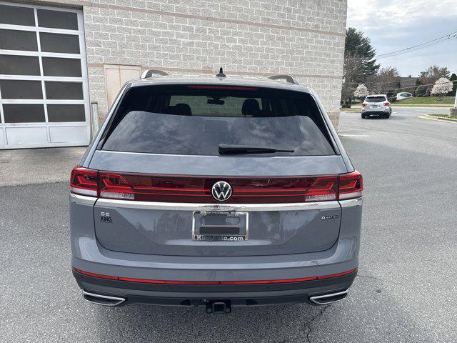 new 2025 Volkswagen Atlas car, priced at $44,298