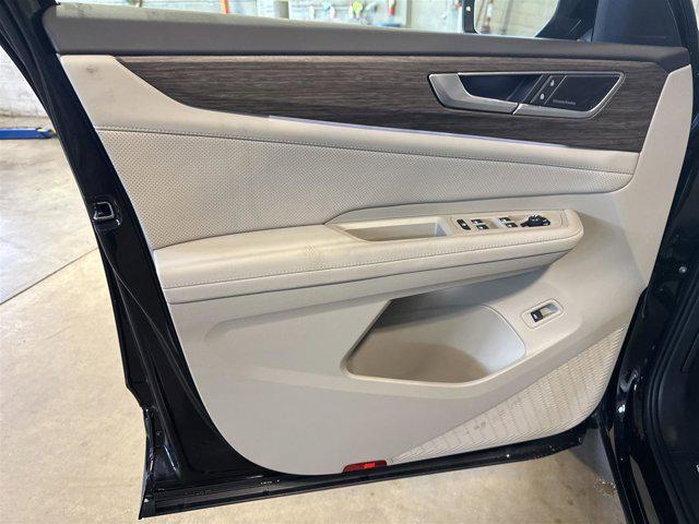 new 2025 Volkswagen Atlas car, priced at $50,373