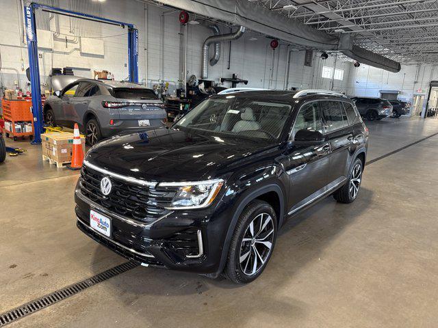 new 2025 Volkswagen Atlas car, priced at $50,373