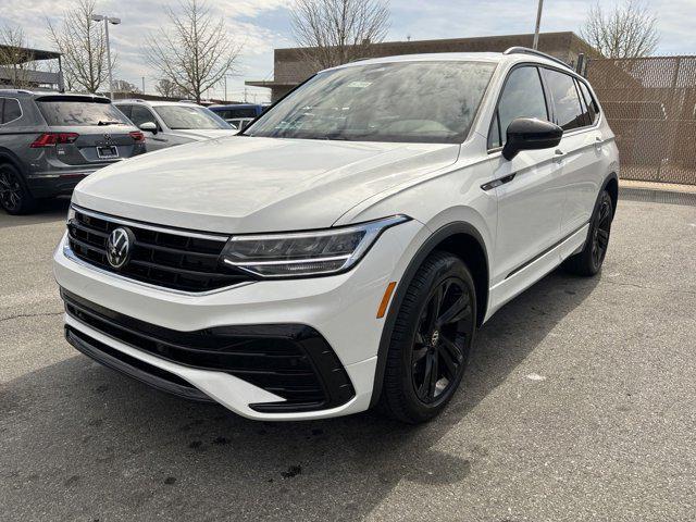 new 2024 Volkswagen Tiguan car, priced at $30,521