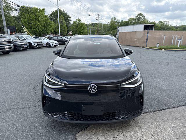 new 2025 Volkswagen ID.4 car, priced at $49,431