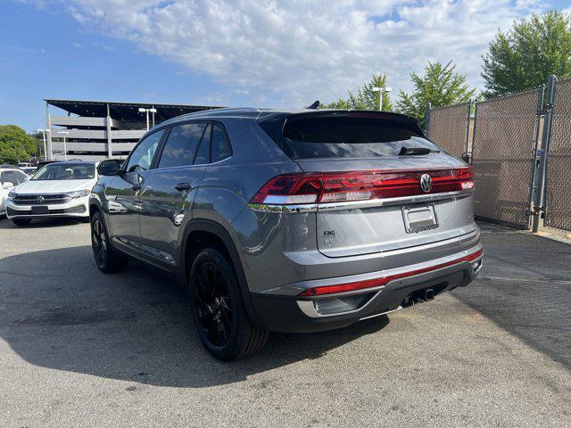 new 2024 Volkswagen Atlas Cross Sport car, priced at $37,383