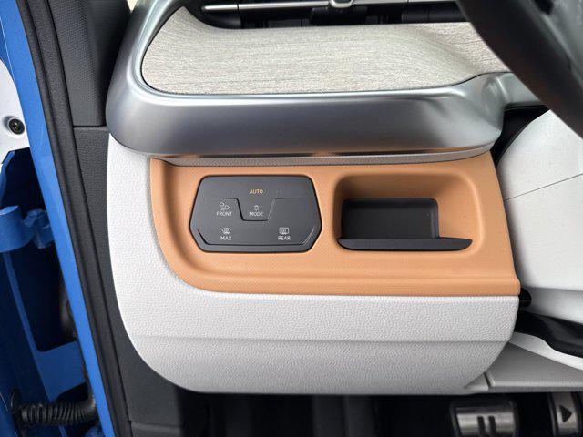 new 2025 Volkswagen ID. Buzz car, priced at $62,317