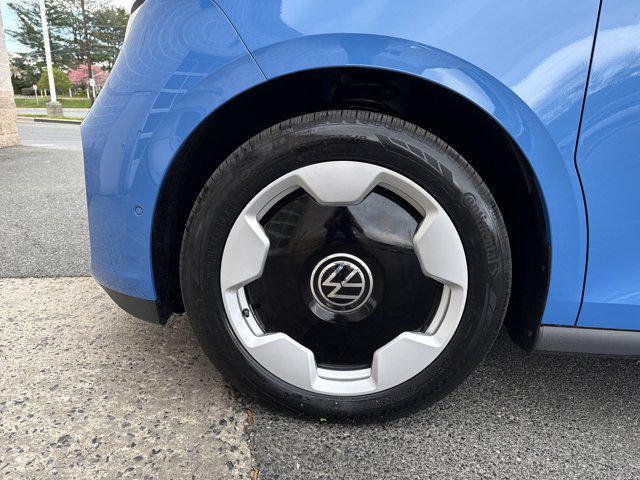 new 2025 Volkswagen ID. Buzz car, priced at $62,317