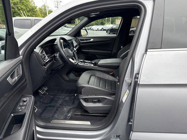 used 2024 Volkswagen Atlas Cross Sport car, priced at $37,499