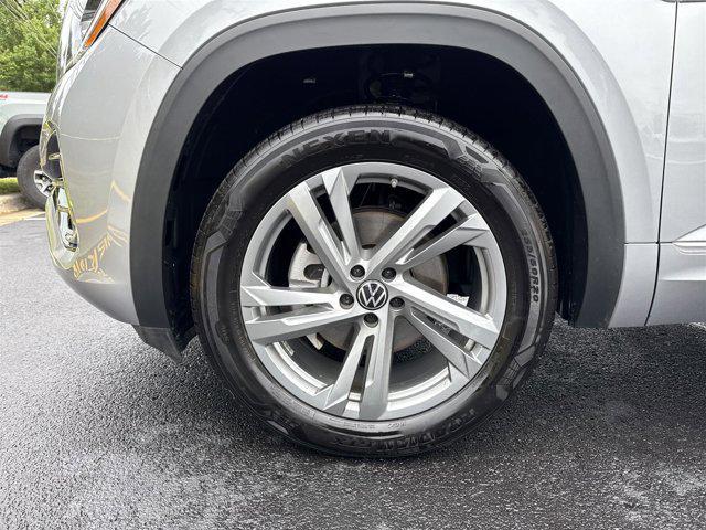 used 2024 Volkswagen Atlas Cross Sport car, priced at $37,499