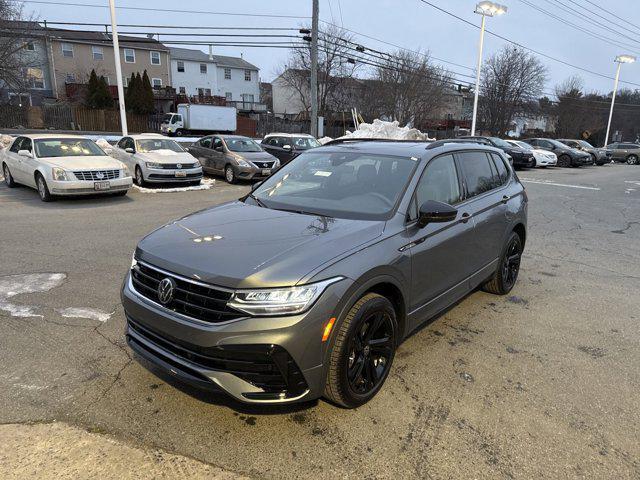 new 2024 Volkswagen Tiguan car, priced at $31,304