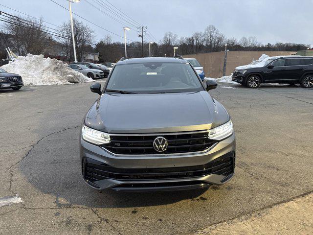 new 2024 Volkswagen Tiguan car, priced at $31,304