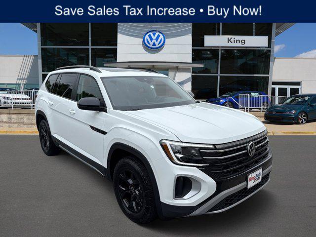 new 2025 Volkswagen Atlas car, priced at $45,039