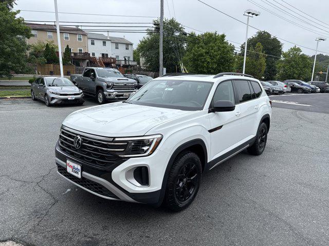 new 2025 Volkswagen Atlas car, priced at $43,289