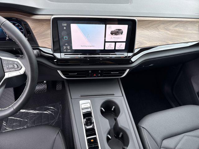 new 2025 Volkswagen Atlas car, priced at $38,698