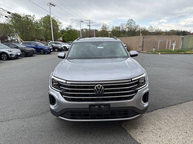 new 2025 Volkswagen Atlas car, priced at $38,698