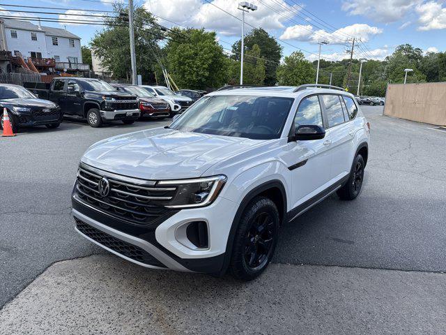 new 2025 Volkswagen Atlas car, priced at $46,539