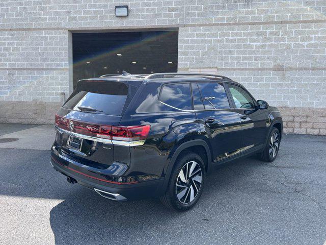 new 2024 Volkswagen Atlas car, priced at $37,896