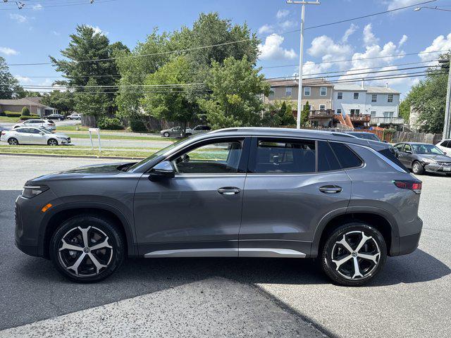 new 2025 Volkswagen Tiguan car, priced at $34,041