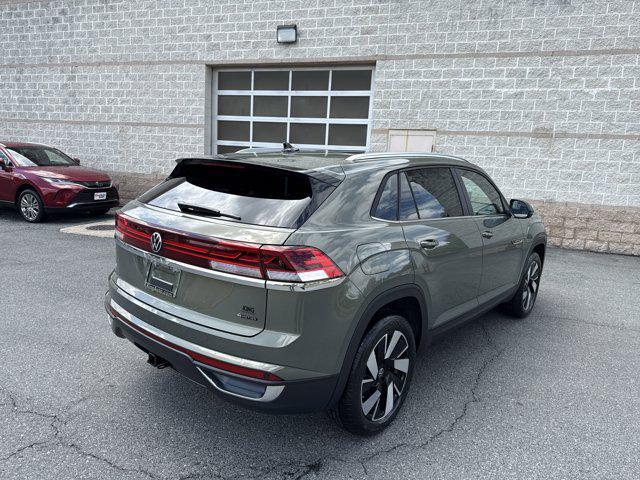 new 2025 Volkswagen Atlas Cross Sport car, priced at $43,642