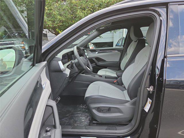 new 2025 Volkswagen Tiguan car, priced at $36,834