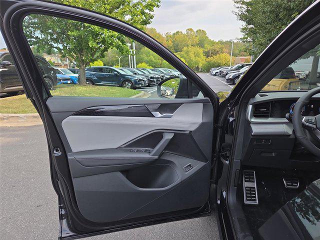 new 2025 Volkswagen Tiguan car, priced at $36,834